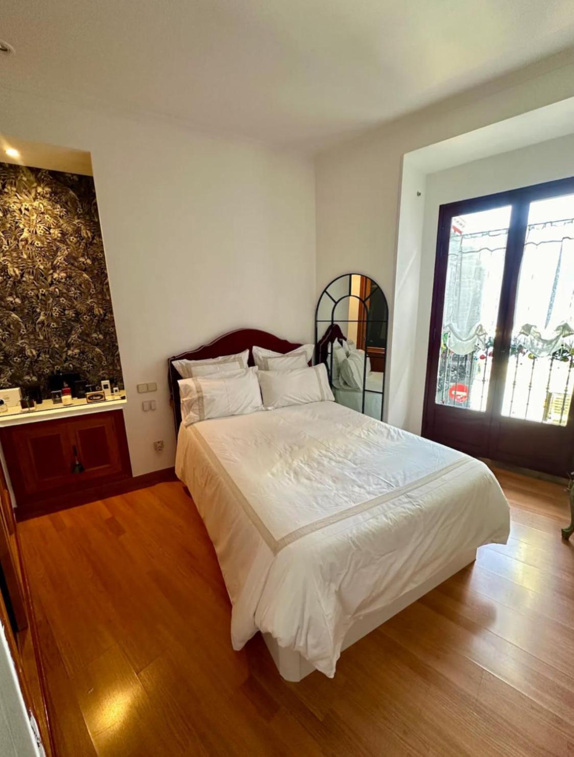 Privada Con Balcones, Centro Madrid, Malasana * Madri